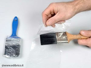 How to Clean Paint Brushes Effectively
