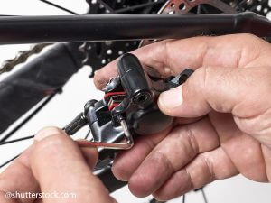 How to change bicycle brake pads ?