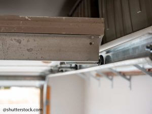 How to lubricate sliding doors effectively