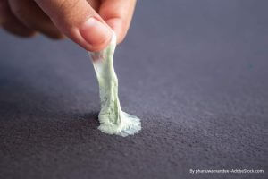How to Get Rid of Chewing Gum from Clothes