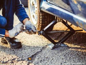 تغير عجلة السيارة wd40 
